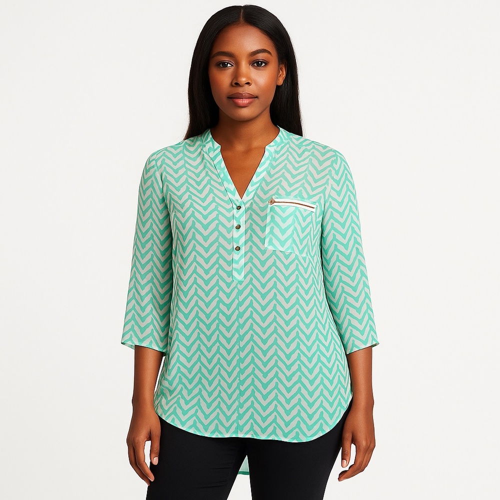 CALS Green Chevron Sheer Tunic Blouse High Low Hem Zip Pocket Medium
